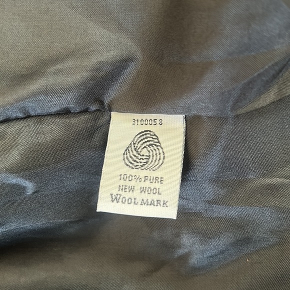 Pendleton Black 100% Virgin Wool lined Blazer Suit Removable Fur Neck 12P VTG - Picture 6 of 17